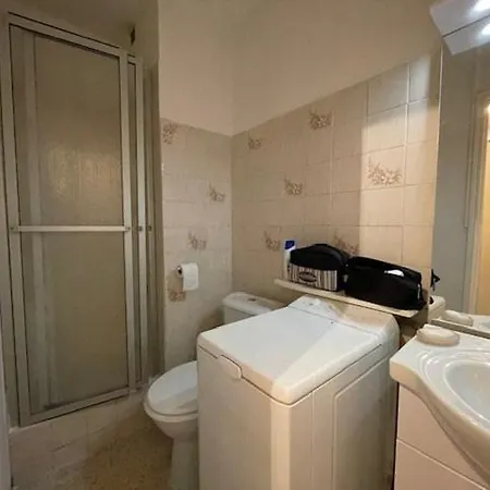 Apartment 087 Cap Cap D'agde Proche Commerce 4 Personnes Avec Parking Agde
